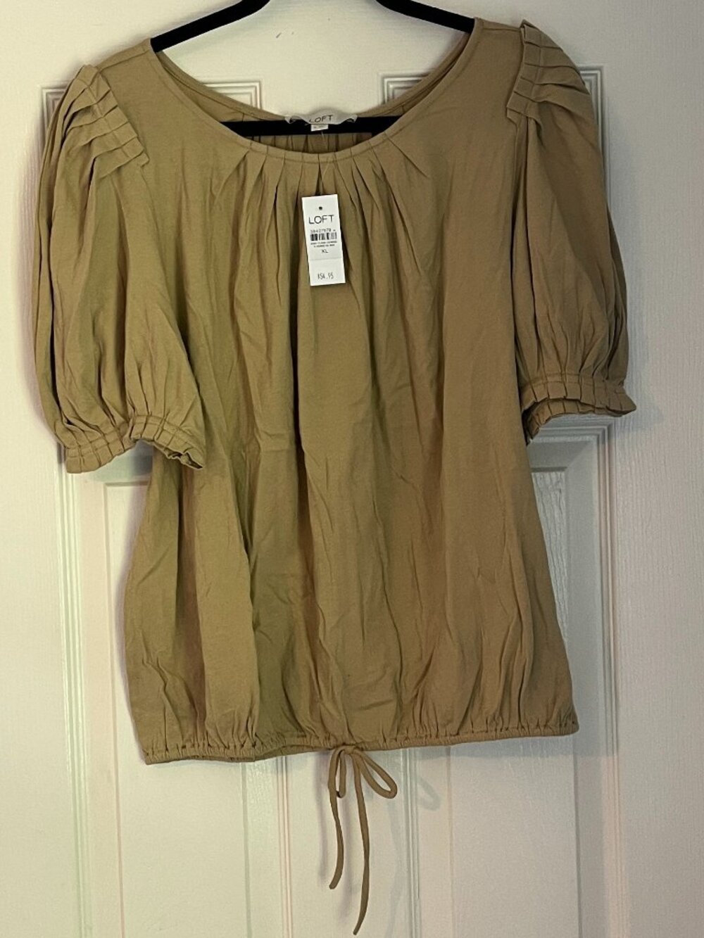 NWT LOFT Tan Tap with Puff Sleeves and Adjustable Waist Band